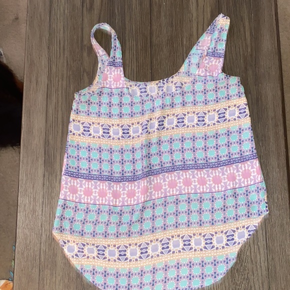 Tank top - Picture 2 of 2